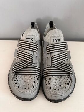 TYR DropZero Barefoot Training Shoes, Sneakers, Gray/Black, M9, Cross Training